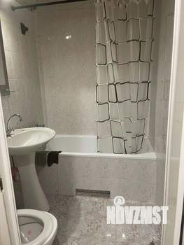 Студия квартира, посуточно, 31м2, 1/5 этаж