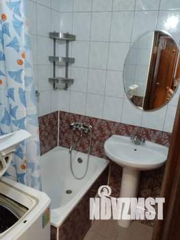 2-к квартира, посуточно, 40м2, 2/5 этаж