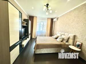 1-к квартира, посуточно, 39м2, 15/17 этаж
