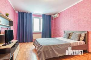 1-к квартира, посуточно, 37м2, 1/1 этаж