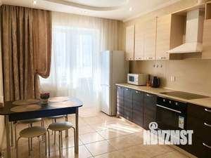 1-к квартира, посуточно, 48м2, 8/16 этаж