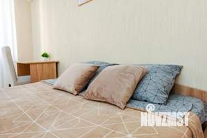 2-к квартира, посуточно, 60м2, 1/1 этаж