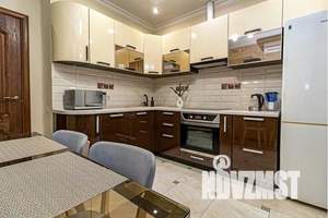 1-к квартира, посуточно, 40м2, 13/18 этаж