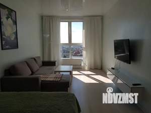 1-к квартира, посуточно, 42м2, 21/25 этаж