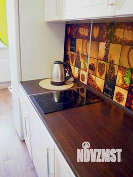 1-к квартира, посуточно, 43м2, 1/1 этаж