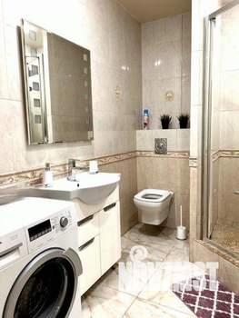 2-к квартира, посуточно, 72м2, 1/1 этаж