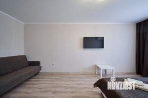 1-к квартира, посуточно, 38м2, 1/1 этаж