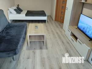 1-к квартира, посуточно, 42м2, 2/17 этаж