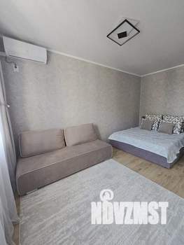 1-к квартира, посуточно, 32м2, 12/18 этаж