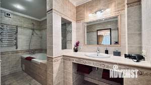 3-к квартира, посуточно, 132м2, 1/1 этаж