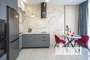 1-к квартира, посуточно, 40м2, 11/18 этаж