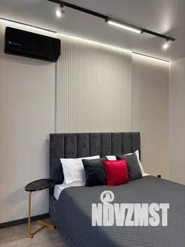 Студия квартира, посуточно, 28м2, 10/18 этаж