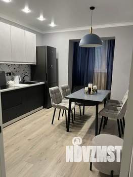 1-к квартира, посуточно, 40м2, 1/18 этаж