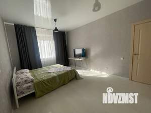 1-к квартира, посуточно, 42м2, 2/17 этаж