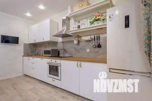 2-к квартира, посуточно, 60м2, 4/17 этаж