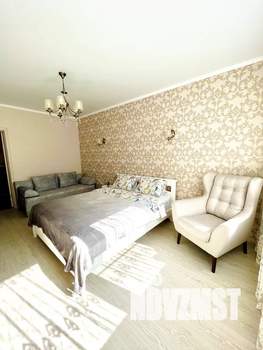 1-к квартира, посуточно, 43м2, 8/24 этаж