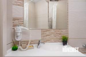 1-к квартира, посуточно, 50м2, 1/1 этаж