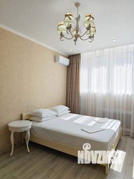 Студия квартира, посуточно, 27м2, 10/17 этаж