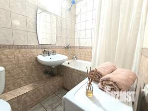 1-к квартира, посуточно, 38м2, 1/12 этаж