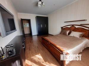 1-к квартира, посуточно, 40м2, 12/18 этаж