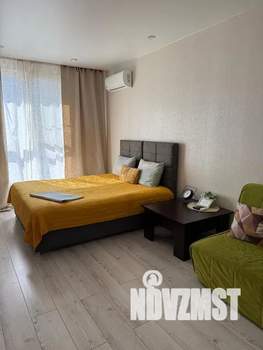 1-к квартира, посуточно, 40м2, 18/25 этаж