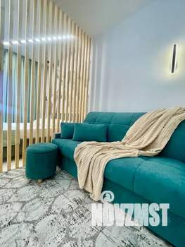 Студия квартира, посуточно, 38м2, 18/24 этаж