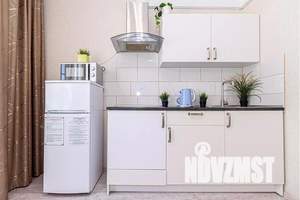 1-к квартира, посуточно, 45м2, 1/16 этаж