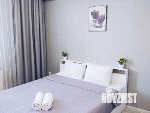 Студия квартира, посуточно, 35м2, 2/10 этаж