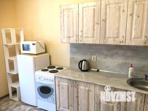 1-к квартира, посуточно, 38м2, 8/22 этаж