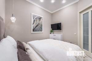 1-к квартира, посуточно, 48м2, 13/16 этаж