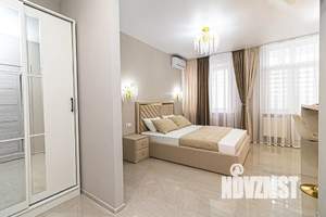 Студия квартира, посуточно, 28м2, 22/22 этаж