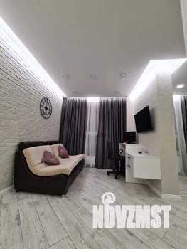 Студия квартира, посуточно, 31м2, 10/24 этаж