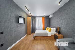 1-к квартира, посуточно, 38м2, 7/17 этаж