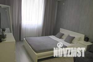 1-к квартира, посуточно, 50м2, 2/17 этаж