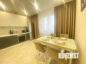 2-к квартира, посуточно, 63м2, 13/17 этаж