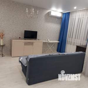 Студия квартира, на длительный срок, 40м2, 15/18 этаж