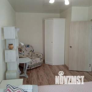1-к квартира, посуточно, 40м2, 1/16 этаж