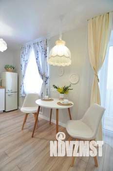 2-к квартира, посуточно, 43м2, 1/1 этаж