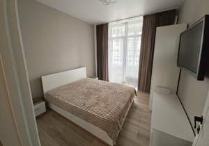 1-к квартира, на длительный срок, 42м2, 8/18 этаж