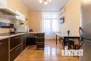 2-к квартира, посуточно, 65м2, 1/1 этаж