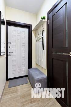 Студия квартира, посуточно, 14м2, 1/9 этаж