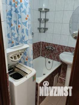 2-к квартира, посуточно, 40м2, 2/5 этаж