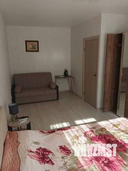 1-к квартира, посуточно, 35м2, 4/15 этаж