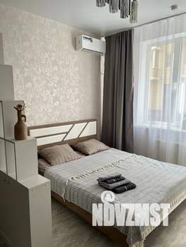 Студия квартира, посуточно, 33м2, 1/7 этаж