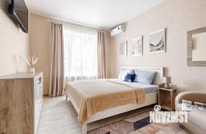 1-к квартира, посуточно, 40м2, 10/18 этаж