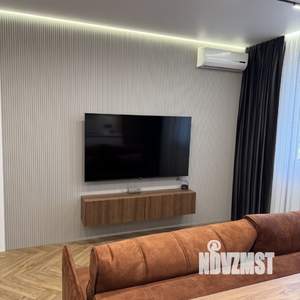 1-к квартира, посуточно, 62м2, 8/24 этаж