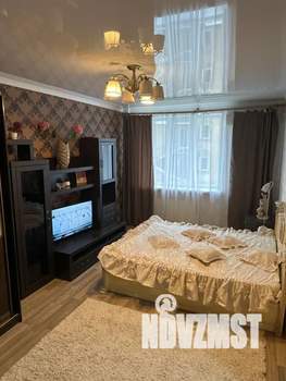 1-к квартира, посуточно, 42м2, 4/16 этаж