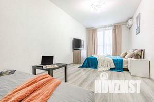 1-к квартира, посуточно, 42м2, 15/25 этаж