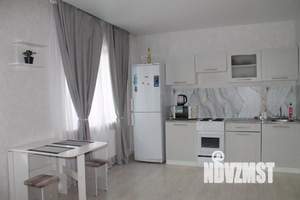 1-к квартира, посуточно, 32м2, 1/1 этаж