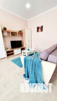 Студия квартира, посуточно, 41м2, 3/10 этаж